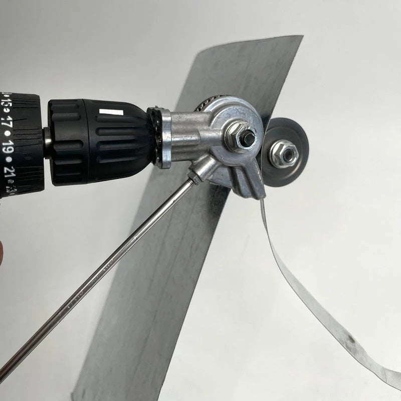 Metalen platen snijder elektrische boor. Snij makkelijk en snel door metalen platen heen.